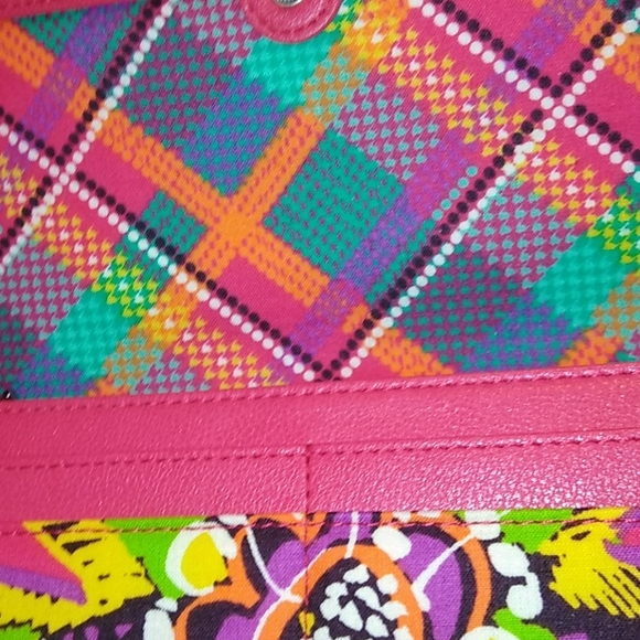 NWT Vera Bradley wallet, gorgeous!!! - Picture 6 of 6